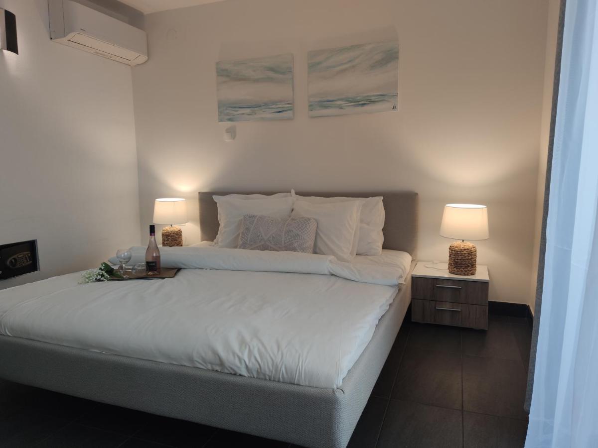 Apartments Obala Малинска Екстериор снимка